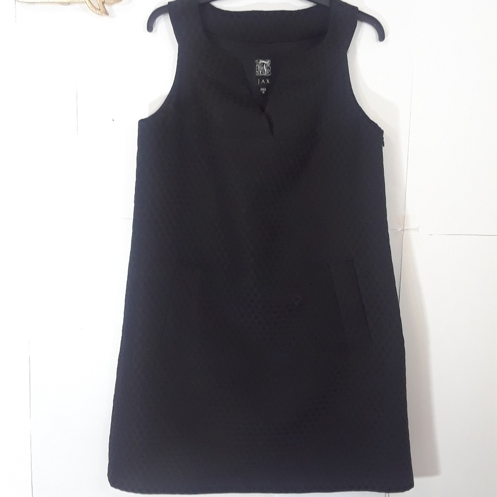 Jax Black Label sheath dress v-neck front pockets